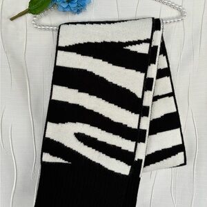 Calvin Klein Black Knit Scarf